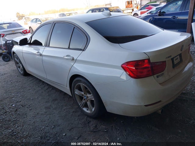 BMW 320i Xdrive 2015 WBA3C3G57FNS75705 Image 3