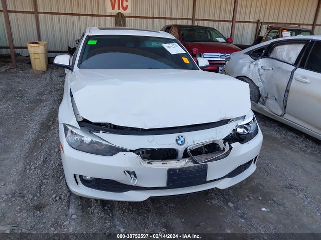 BMW 320i Xdrive 2015 WBA3C3G57FNS75705 Image 6