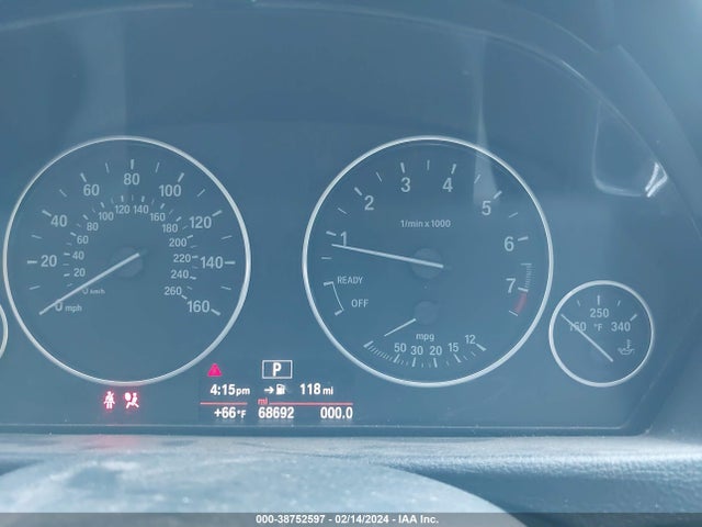 BMW 320i Xdrive 2015 WBA3C3G57FNS75705 Image 7
