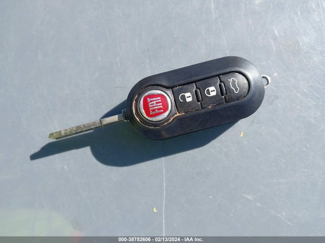 2013 FIAT 500C 3C3CFFER8DT585249 Photo 10