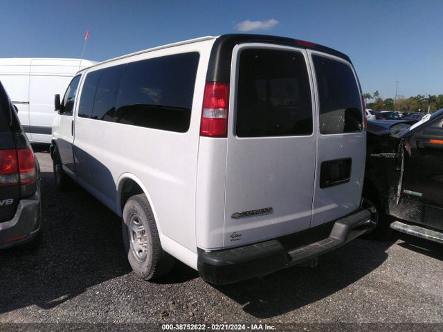 Chevrolet Express 2500 Ls 2019 1GAWGEFG3K1351711 Image 3