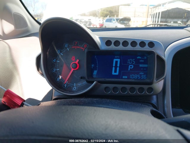 Chevrolet SONIC LS 2015 1G1JA6SH0F4187418 Image 7
