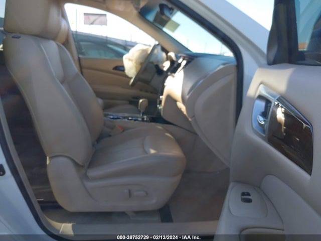 2014 NISSAN PATHFINDER PLATINUM VIN: 5N1AR2MN1EC686840