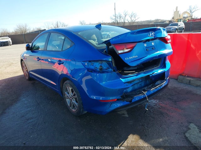 Hyundai Elantra Value Edition 2018 5NPD84LF2JH320474 Image 3
