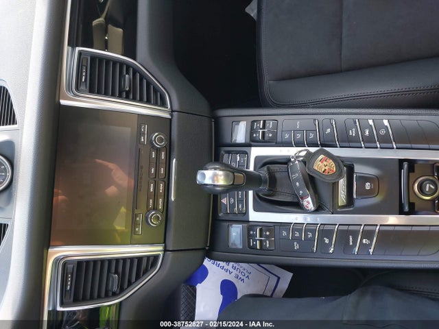 2018 PORSCHE MACAN WP1AA2A52JLB19948 Photo 10