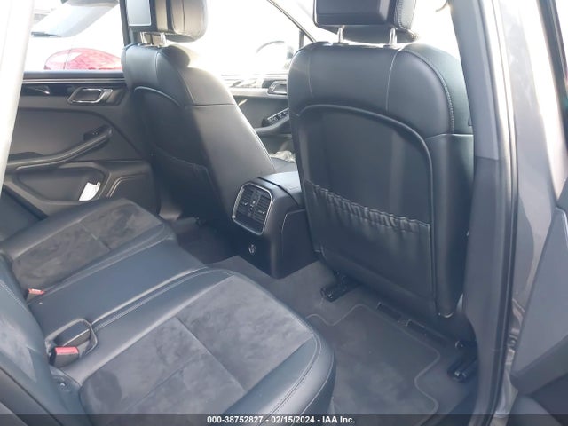 2018 PORSCHE MACAN WP1AA2A52JLB19948 Photo 7