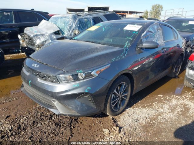 3KPF24AD3PE613504 KIA Forte Lxs