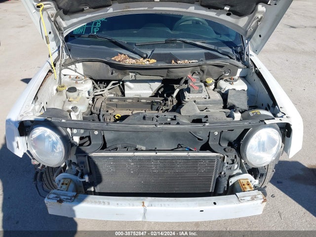 1C4NJPBAXFD350383 Jeep Patriot Altitude Edition