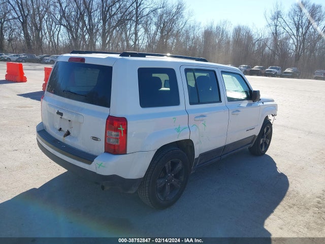 1C4NJPBAXFD350383 Jeep Patriot Altitude Edition
