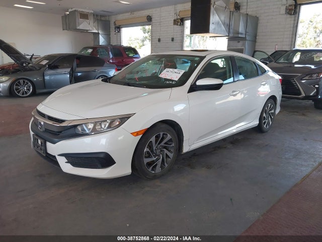 Honda CIVIC EX 2018 19XFC2F76JE200567 Image 2