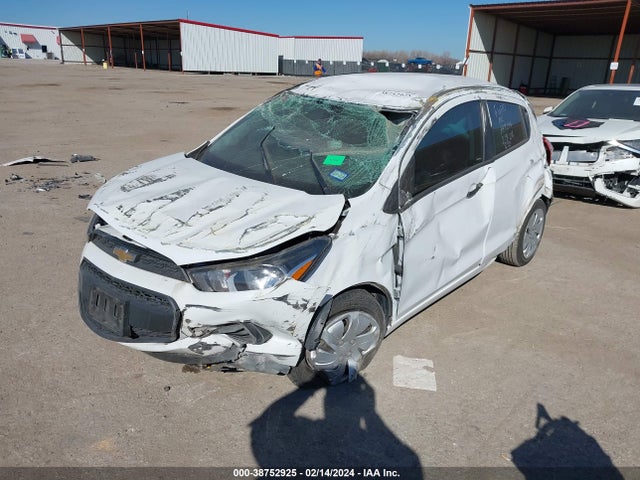 Chevrolet Spark Ls Cvt 2017 KL8CB6SA7HC789864 Image 2