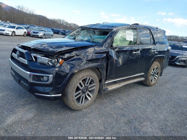 Toyota 4runner Limited 2018 JTEBU5JR9J5535917 Image 2