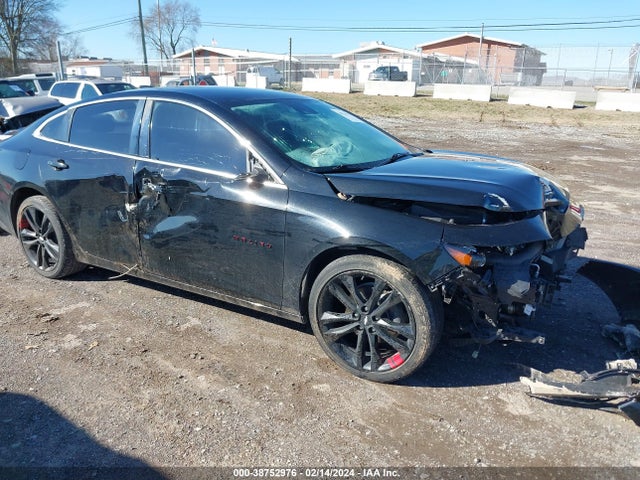 2018 1G1ZD5ST0JF215661 main image