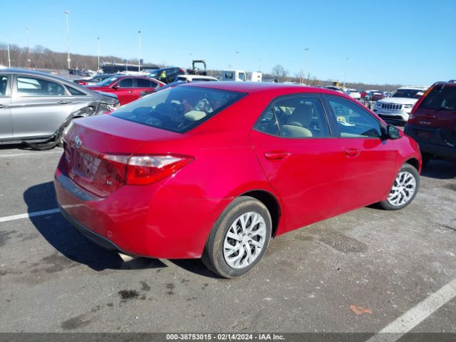 2T1BURHE0JC980631 Toyota COROLLA LE