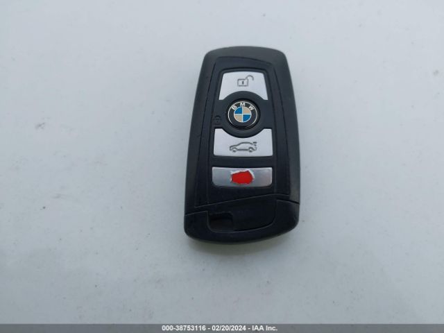 WBA8E5G55GNT93930 BMW 320i Xdrive