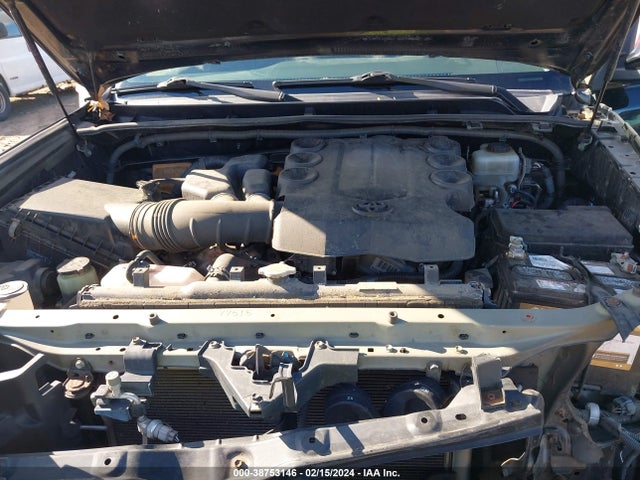 Toyota 4runner Limited 2015 JTEBU5JR4F5203827 Image 10