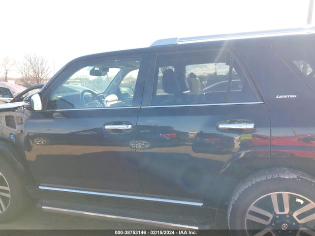 Toyota 4runner Limited 2015 JTEBU5JR4F5203827 Image 14