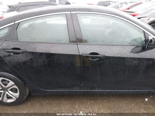Honda Civic Lx 2018 2HGFC2F51JH554050 Image 12