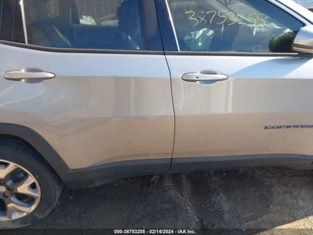 3C4NJCCBXJT358129 Jeep Compass Limited Fwd