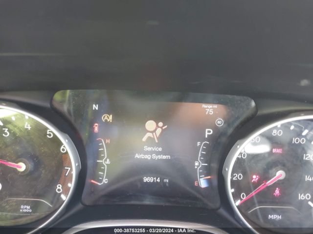 3C4NJCCBXJT358129 Jeep Compass Limited Fwd