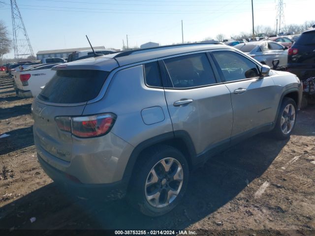3C4NJCCBXJT358129 Jeep Compass Limited Fwd