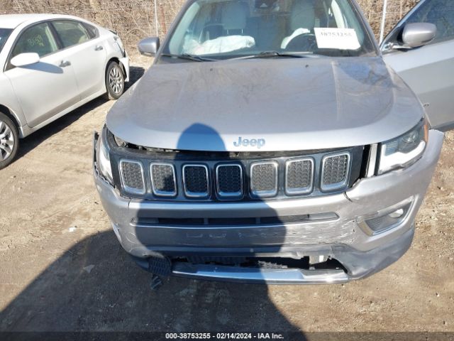 3C4NJCCBXJT358129 Jeep Compass Limited Fwd