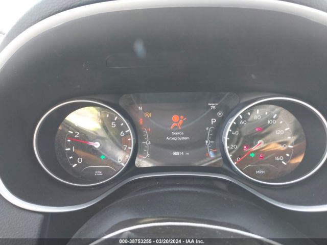3C4NJCCBXJT358129 Jeep Compass Limited Fwd
