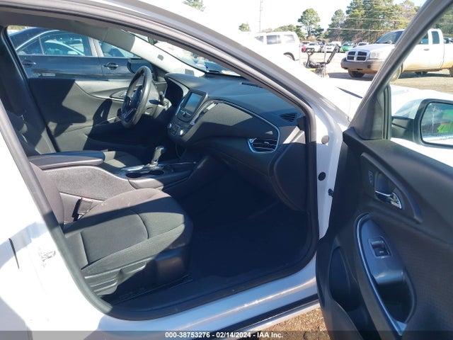 Chevrolet MALIBU LT 2018 1G1ZD5ST3JF250355 Image 5