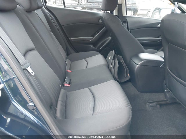3MZBN1U72JM211655 Mazda Mazda3 Sport