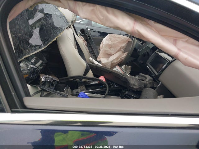 2019 JAGUAR XE SAJAD4FX4KCP52162 Photo 4