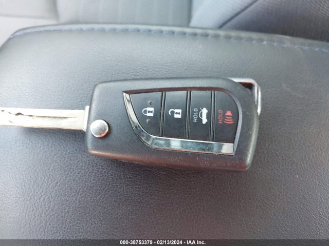 Toyota COROLLA SE 2021 5YFS4MCE1MP062109 Image 11