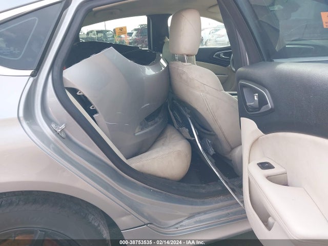 Chrysler 200 Limited 2015 1C3CCCAB8FN503197 Image 8