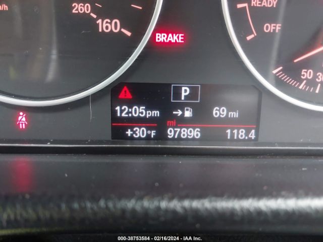 WBA8E5G51HNU22311 BMW 320i Xdrive