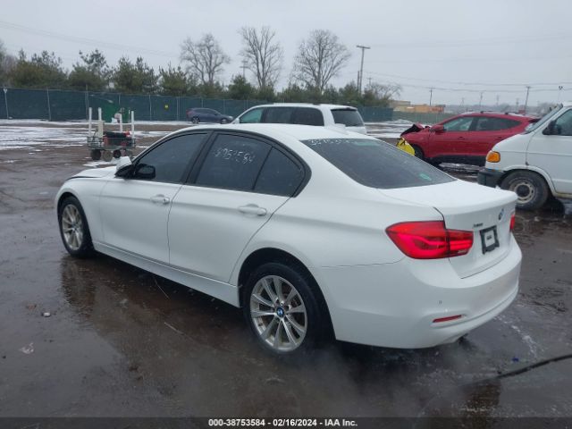 WBA8E5G51HNU22311 BMW 320i Xdrive