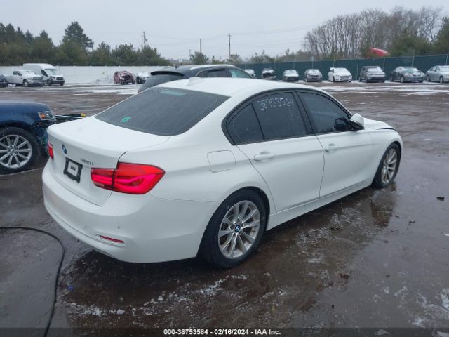 WBA8E5G51HNU22311 BMW 320i Xdrive