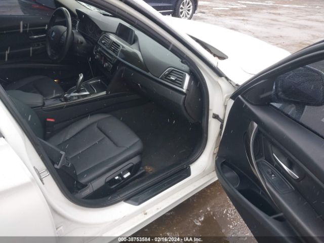 WBA8E5G51HNU22311 BMW 320i Xdrive