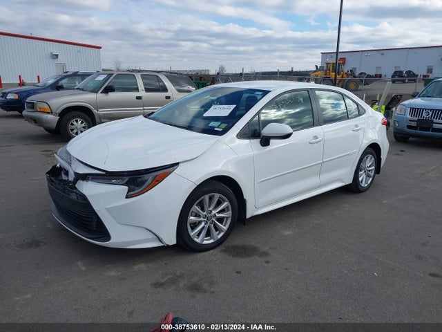 Toyota COROLLA LE 2023 JTDB4MEE0P3003434 Image 2