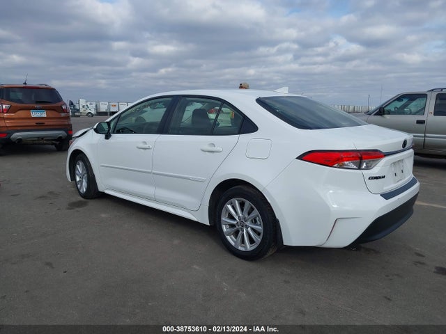 Toyota COROLLA LE 2023 JTDB4MEE0P3003434 Image 3
