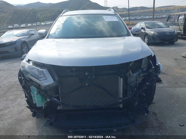 Nissan ROGUE S 2017 JN8AT2MT4HW401253 Image 13