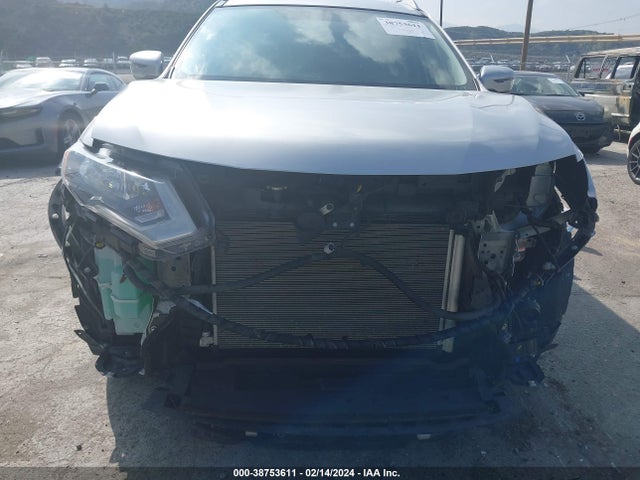Nissan ROGUE S 2017 JN8AT2MT4HW401253 Image 21