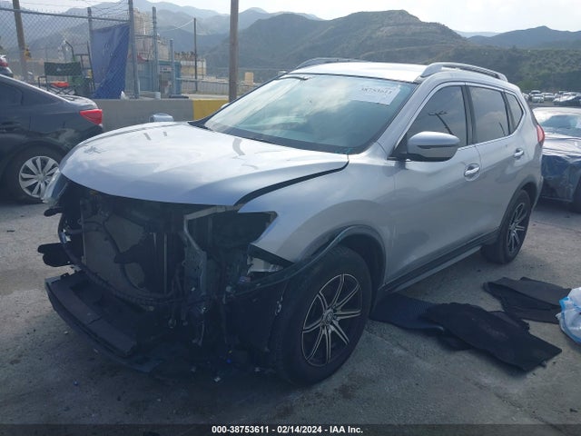 Nissan ROGUE S 2017 JN8AT2MT4HW401253 Image 2