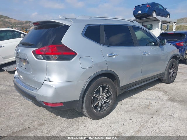 Nissan ROGUE S 2017 JN8AT2MT4HW401253 Image 4