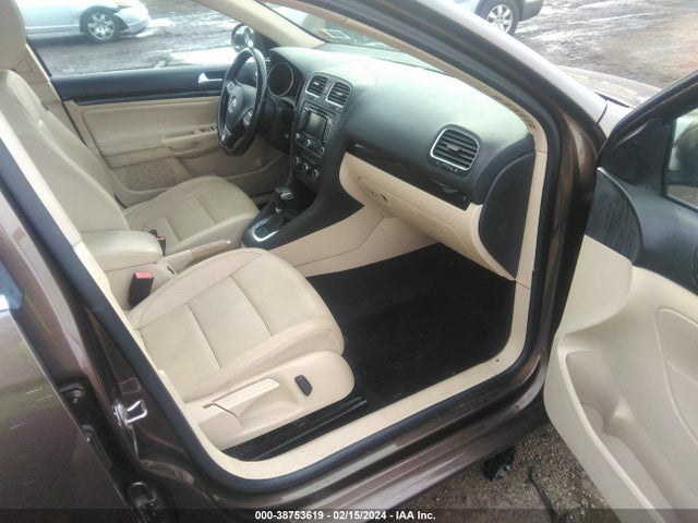 2011 VOLKSWAGEN JETTA SPORTWAGEN 2.0L TDI VIN: 3VWPL7AJ1BM623078