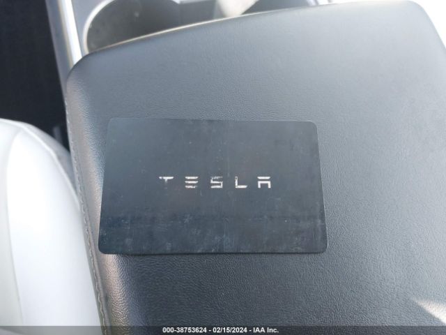 7SAYGDEE7NF484397 Tesla Model Y Long Range Dual Motor All-wheel Drive