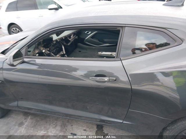 Chevrolet CAMARO 2SS 2017 1G1FH1R72H0159714 Image 15