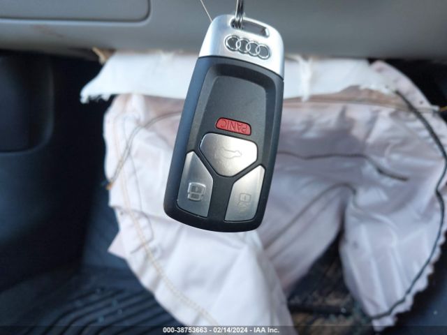 WAUTNAF51JA125251 Audi A5 2.0t Premium