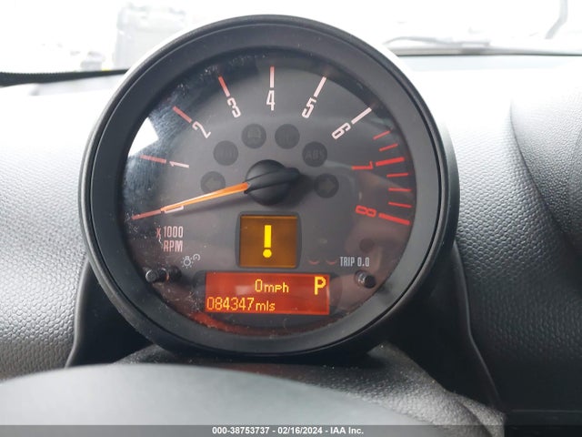 2016 MINI COUNTRYMAN WMWZC5C57GWU20362 Photo 6
