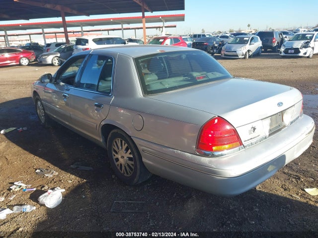 2003 FORD CROWN VICTORIA LX VIN: 2FAHP74WX3X104271