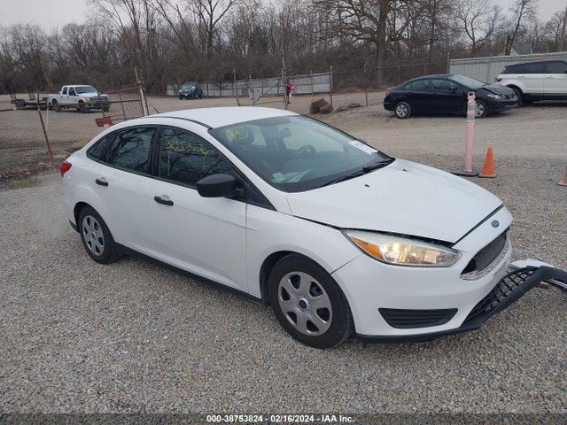 2015 FORD FOCUS S VIN: 1FADP3E24FL276543