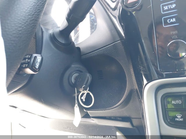 Toyota COROLLA LE 2019 5YFBURHE5KP926405 Image 11